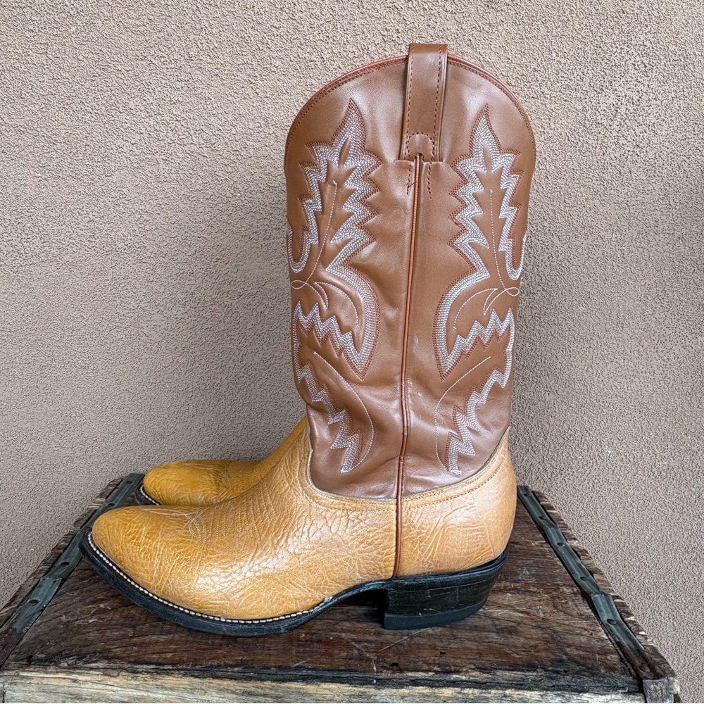 Vintage Cowtown Men’s Western Boot
